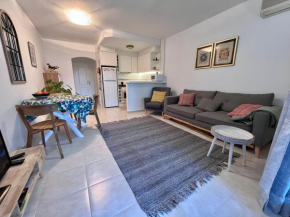 Bello apartamento con piscina a un paso del centro
